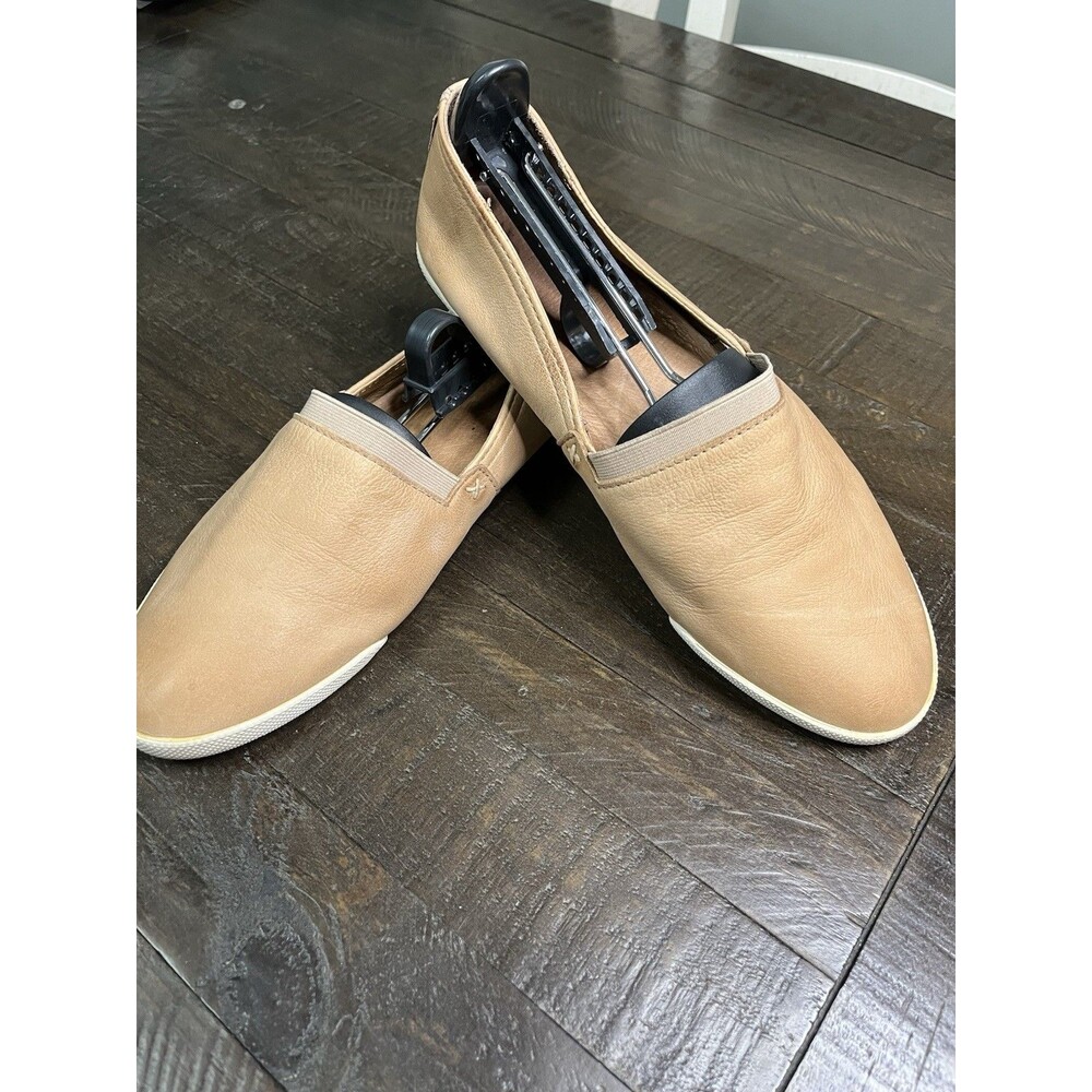 FRYE Melanie Slip-On Leather Flats Tan Women’s Size 10 Very Good Condition